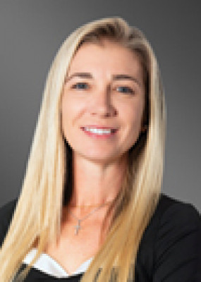 Photo of Lisa M. Lanham ‡